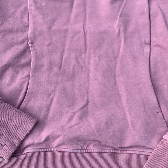 Lululemon Scuba Pullover
Washed Quicksand - Picture 8 of 13